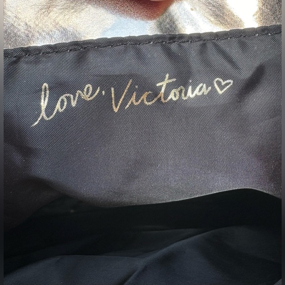 Victoria's Secret Limited Edition 2017 Metallic Rose Gold Tote Bag - Picture 5 of 10